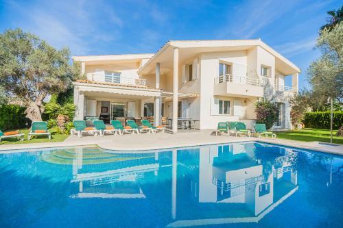 Villa With Private Pool In Port de Pollensa (Monxo)