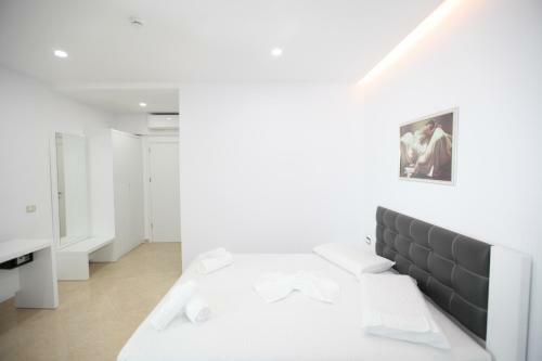 Hostal Nika Hotel