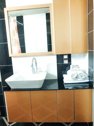 Fantastic Sea View Apartment / Urban Stay Saranda