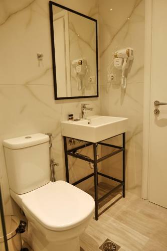 Lumi Hotel