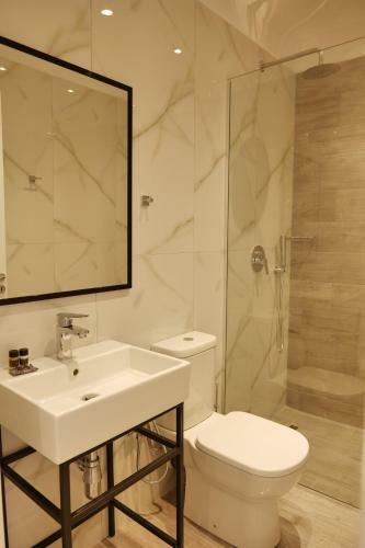 Lumi Hotel