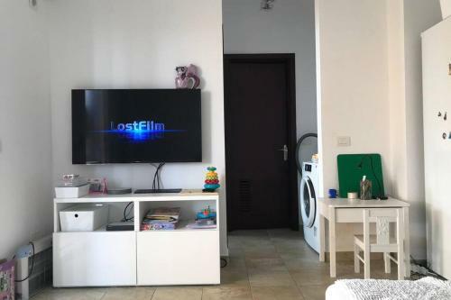 Max's Apartment