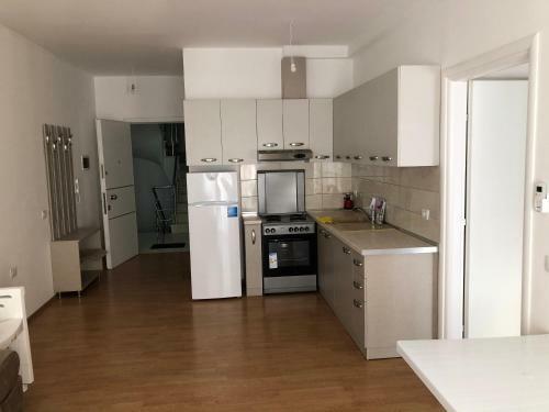 Saranda Apartment