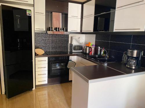 Sunny Apartament Saranda