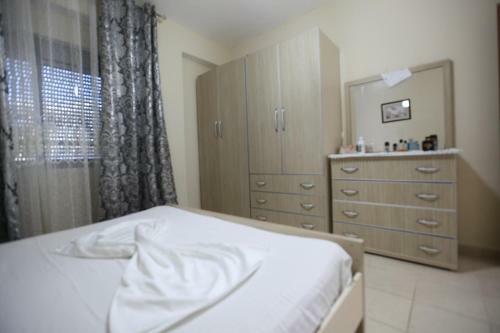 Rian Apartments