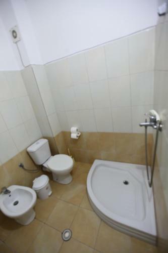 Rian Apartments