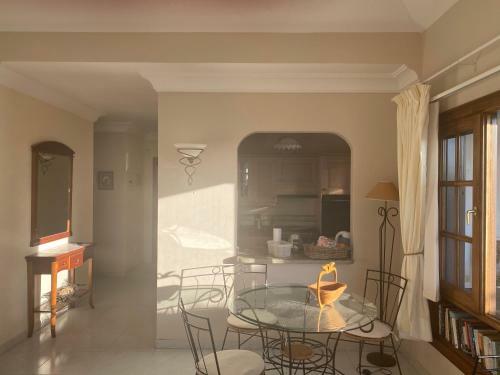 Villa Isa Sea Views