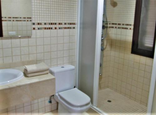 Villa Con Piscina Climatizada El Cobre 22