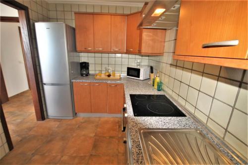 Villa Con Piscina Climatizada El Cobre 22