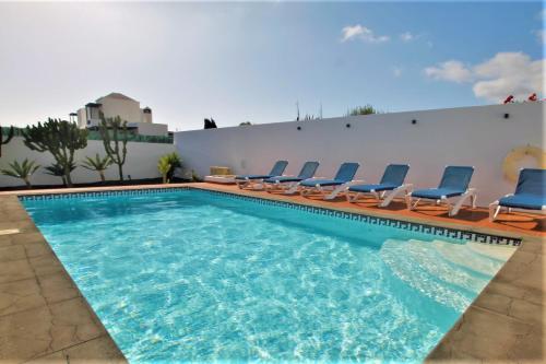 Villa Con Piscina Climatizada El Cobre 22