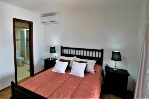 Villa Con Piscina Climatizada El Cobre 22