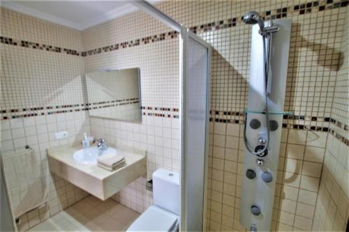 Villa Con Piscina Climatizada El Cobre 22