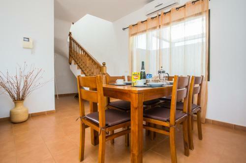 Remarkable 3-bed Villa In Playa Blanca