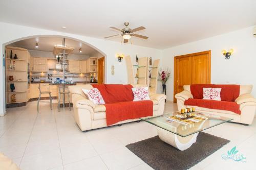 Exclusive 2-bed Villa In Playa Blanca Adults Only