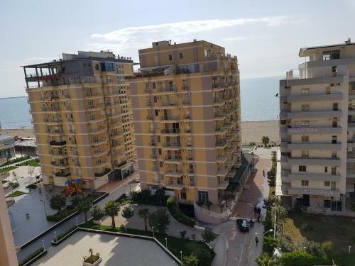 Eri Apartments