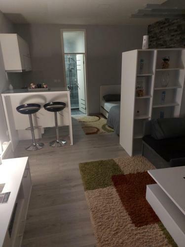 Studio Apartman Nina - Pale