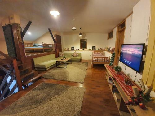 Villa Vila - Apartmani Golijanin