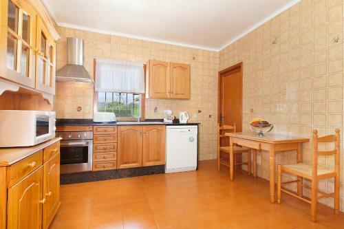3 Bedroom Traditional Stone Villa, Private Pool, Near Pollensa