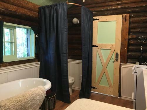 Trapper John's Cabin & Cottages