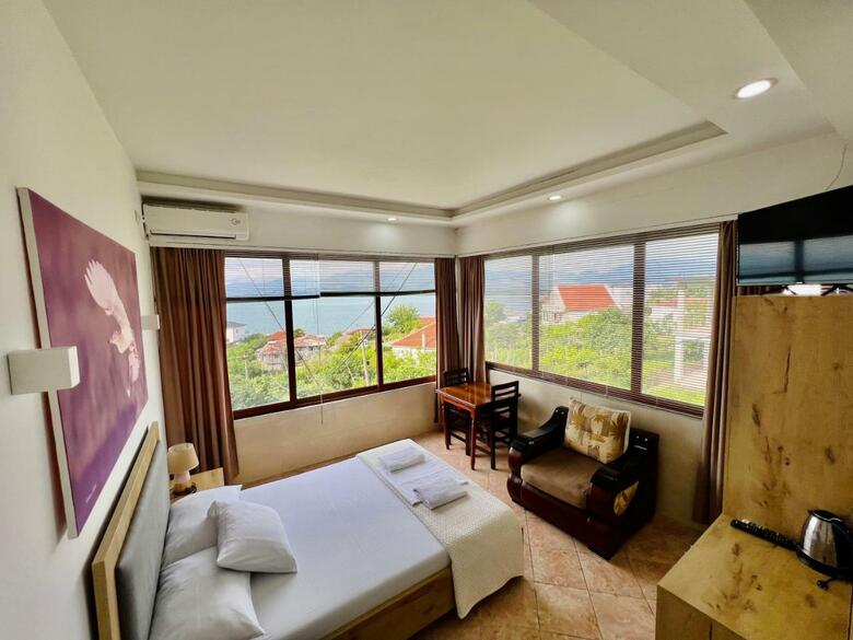 Hostal Iart Residence