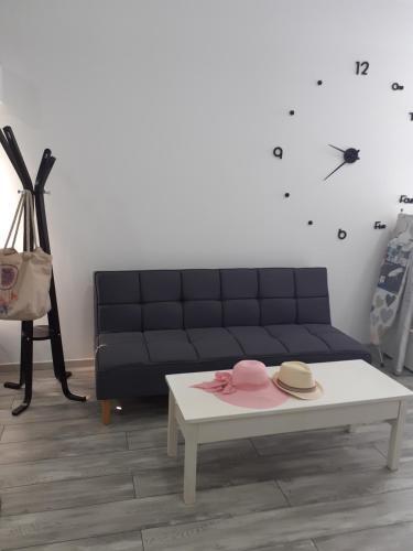 Deluxe Yiota`s Studio !