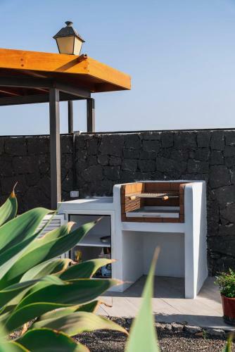 3 Bedroom Villa Pool Short Walk From Papagayo Beach