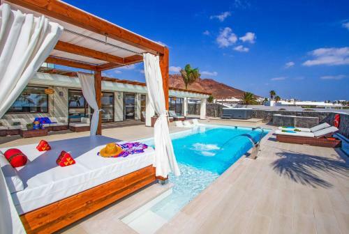 Villa Anyaval