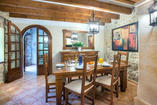 Owl Booking Villa Plomer - 2 Min Walk From The Old Town