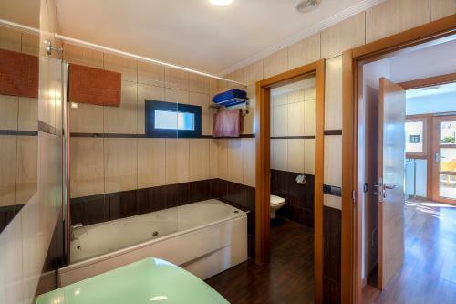 Ereza Villas Camelot