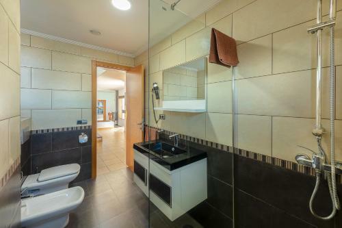 Ereza Villas Camelot