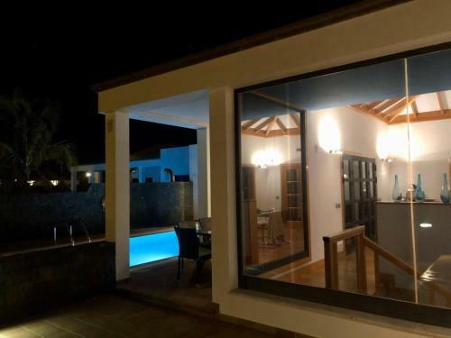Villa Con Piscina Privada Y Jacuzzi