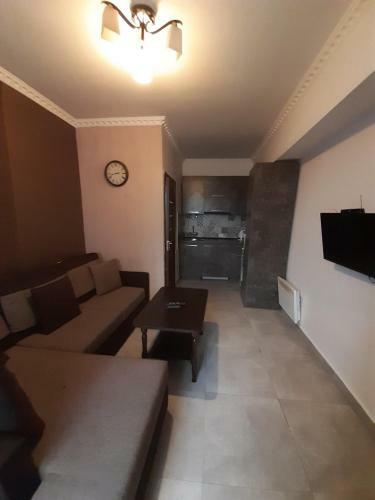 Home Elite Yerevan - Comfortable Apartment On Komitas