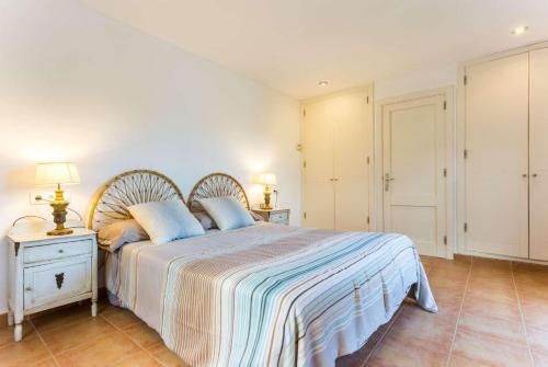 Villa Cama Rotja