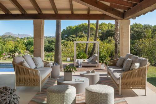 Villa S'encantament