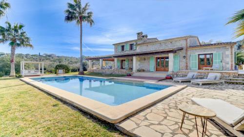Villa S'encantament