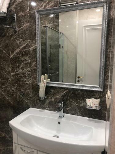 Russo Hotel