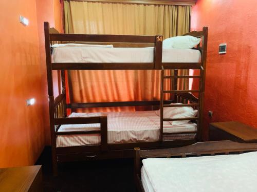Albergue Hotel N1
