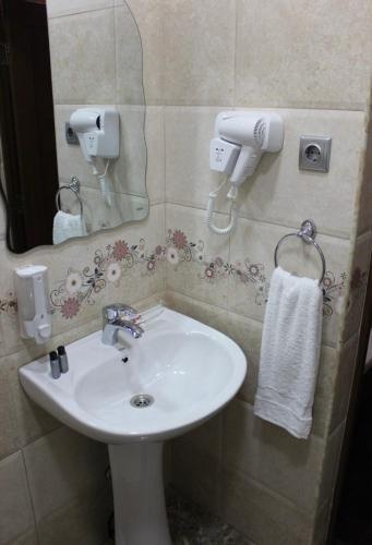 Albergue Hotel N1