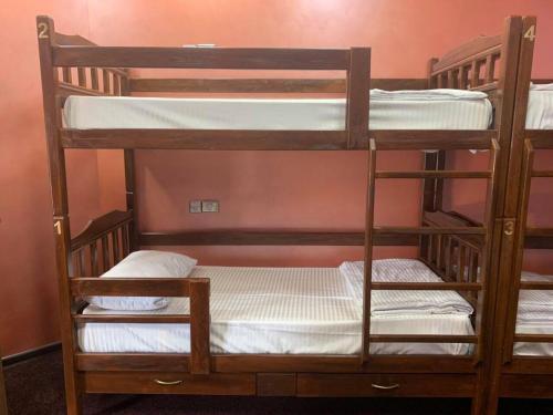 Albergue Hotel N1