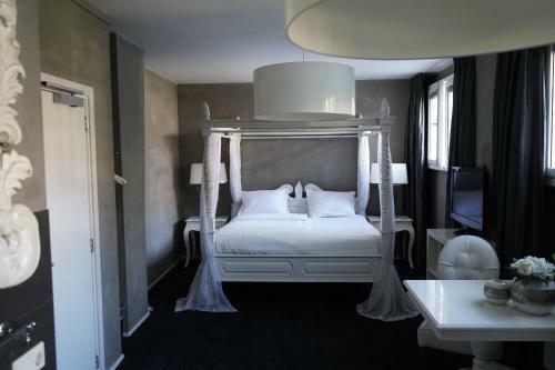 Hotel Huis Van Bewaring