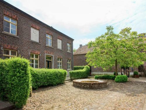 Lovely Farmhouse In Baexem Near Forest