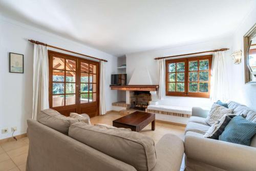 Villa Ca'n Curt
