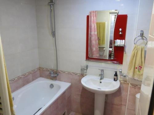 Rc Apartments M 28