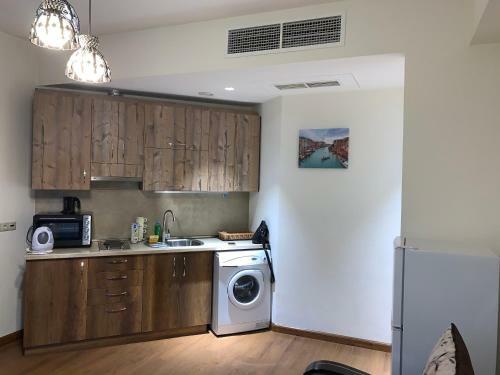 City Central Apartment