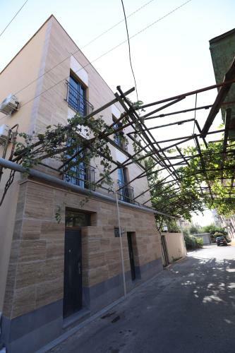 Apartamento Green Rose Studio - Self Checkin - Garden - Bbq