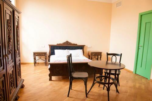 Hostal Chateau Gabriel