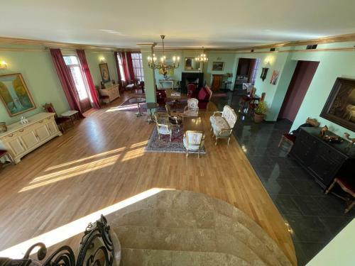 Hostal Chateau Gabriel