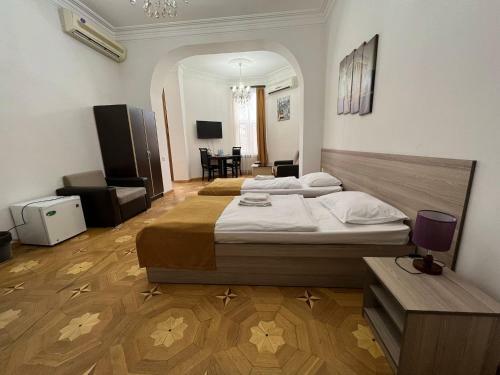 Olive Hotel