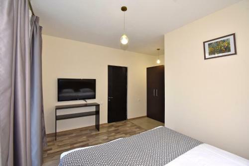 Hostal The Nut Guest House