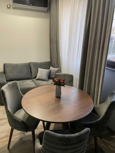 Jasmine Apartments